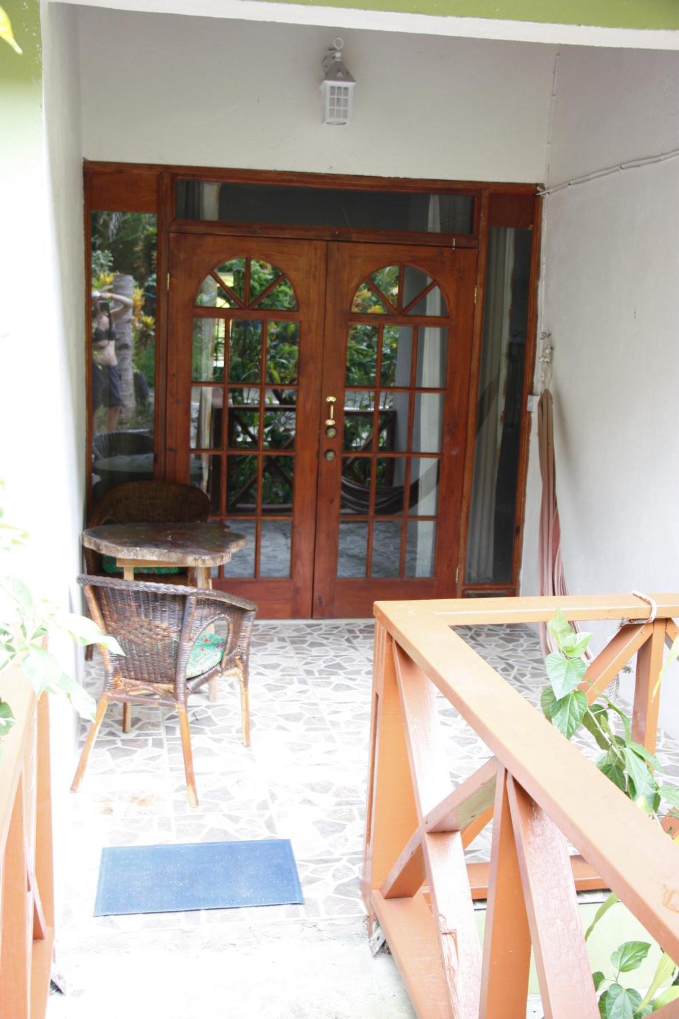Hibiscus Valley Inn Marigot Kültér fotó